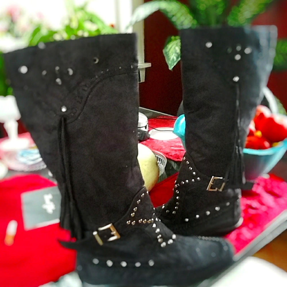 Women's boots